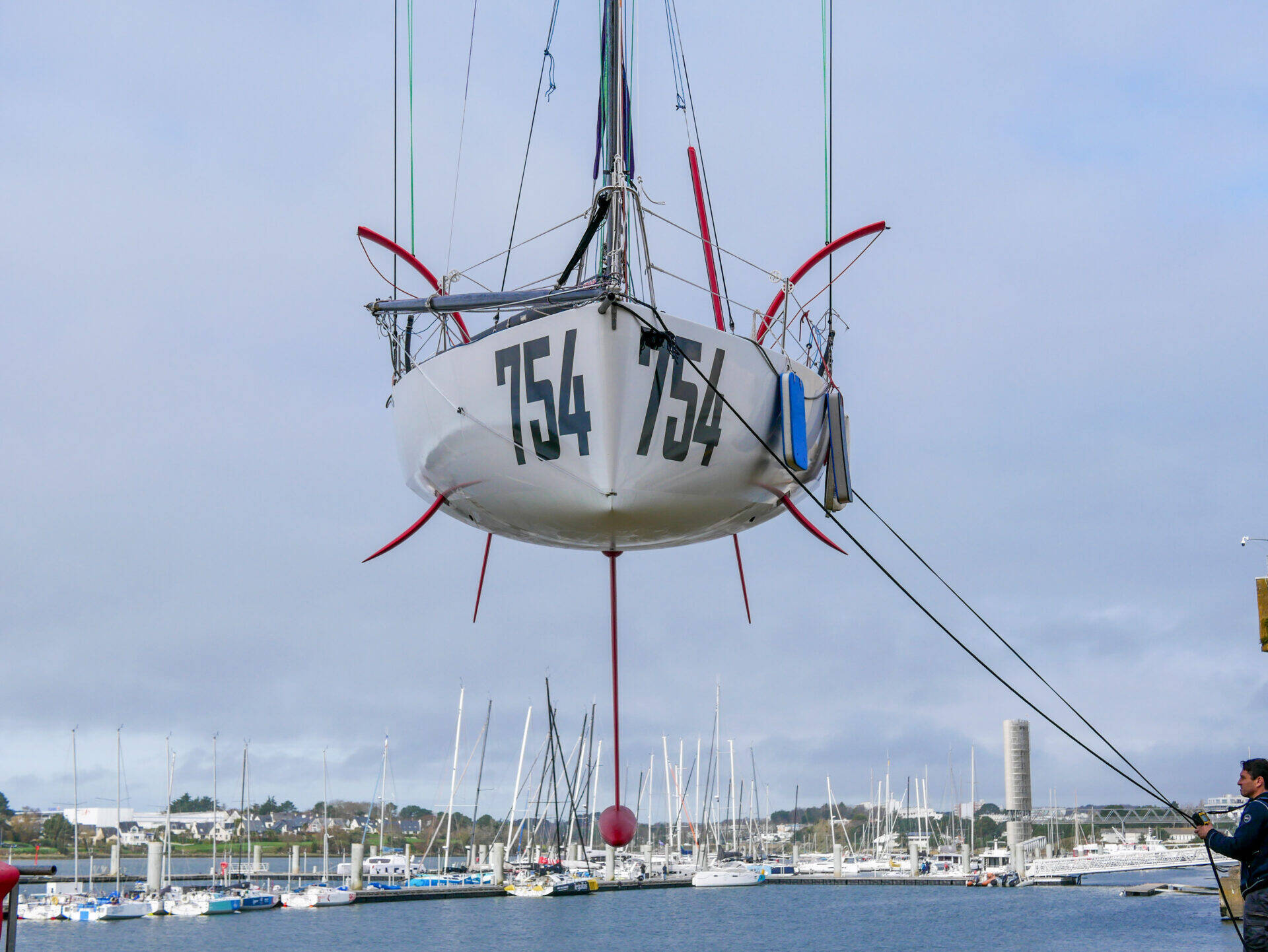 Minilab : des foils recyclables testés en mer pour une navigation durable